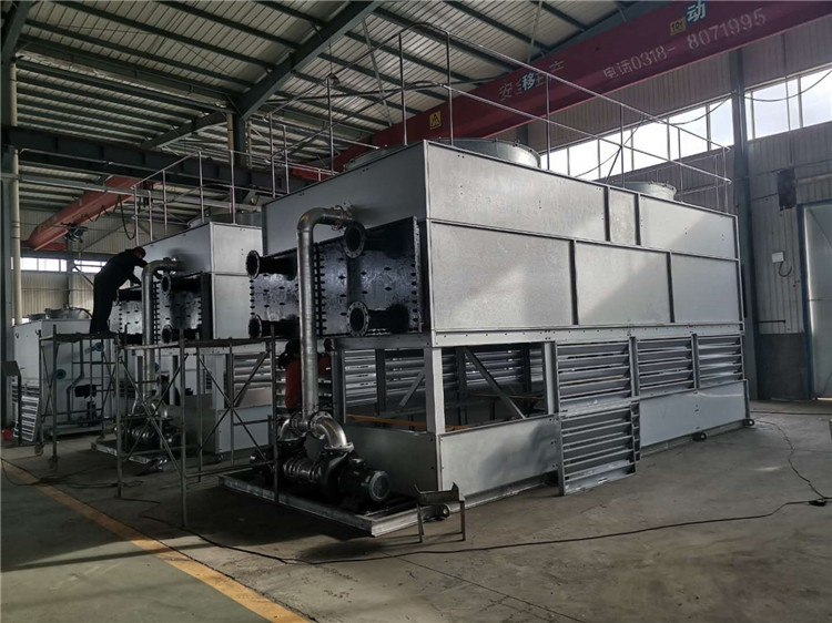 閉式冷卻塔的吊裝